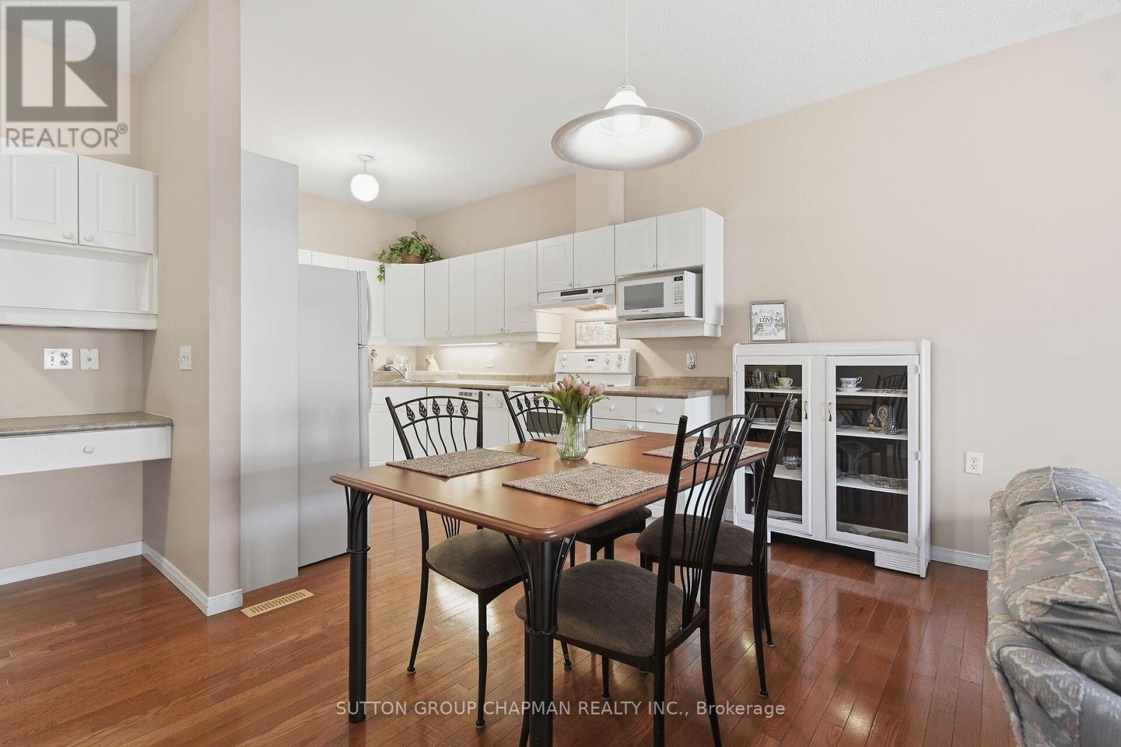 #41 1555 HIGHBURY AVENUE N - 17