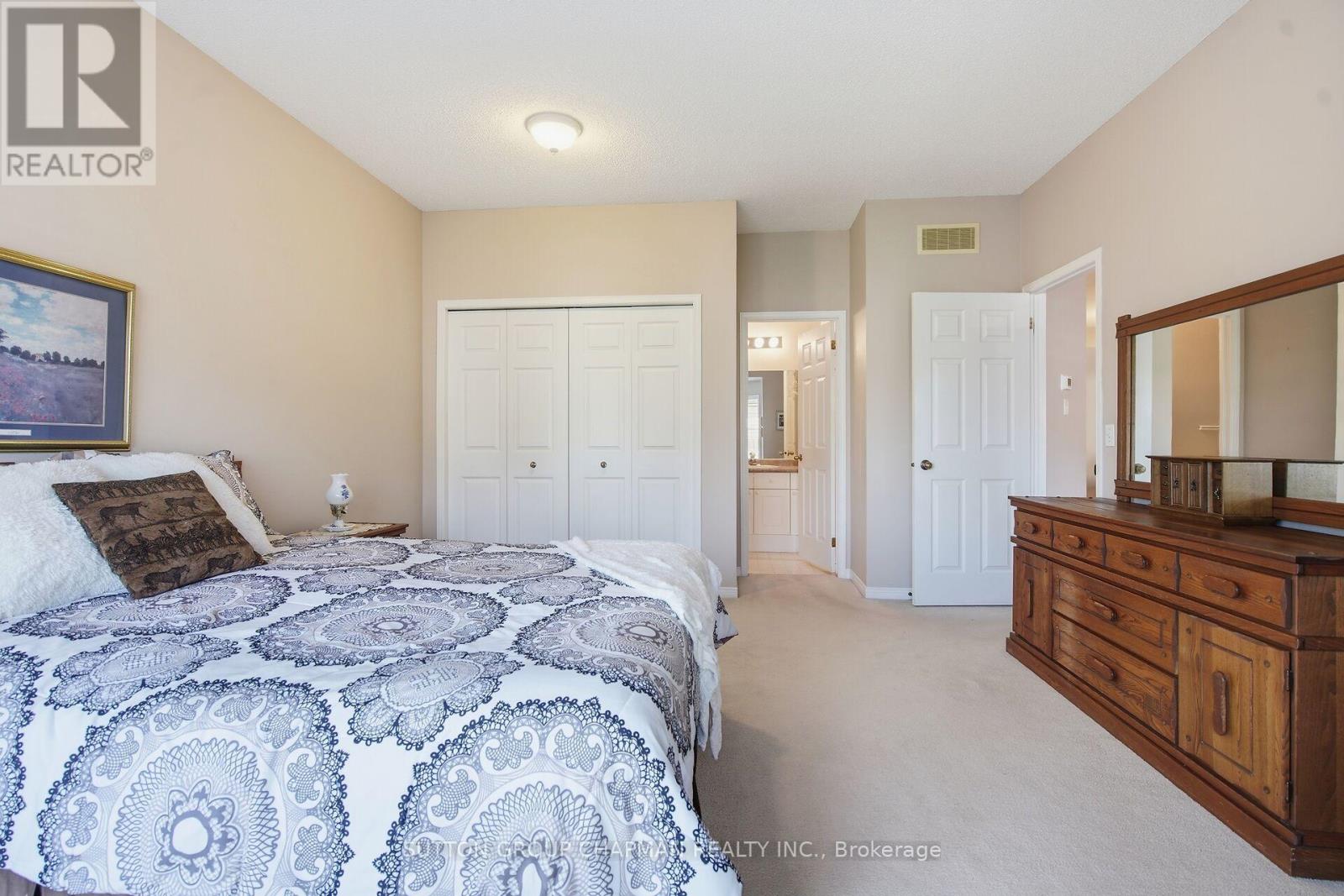 #41 1555 HIGHBURY AVENUE N - 22