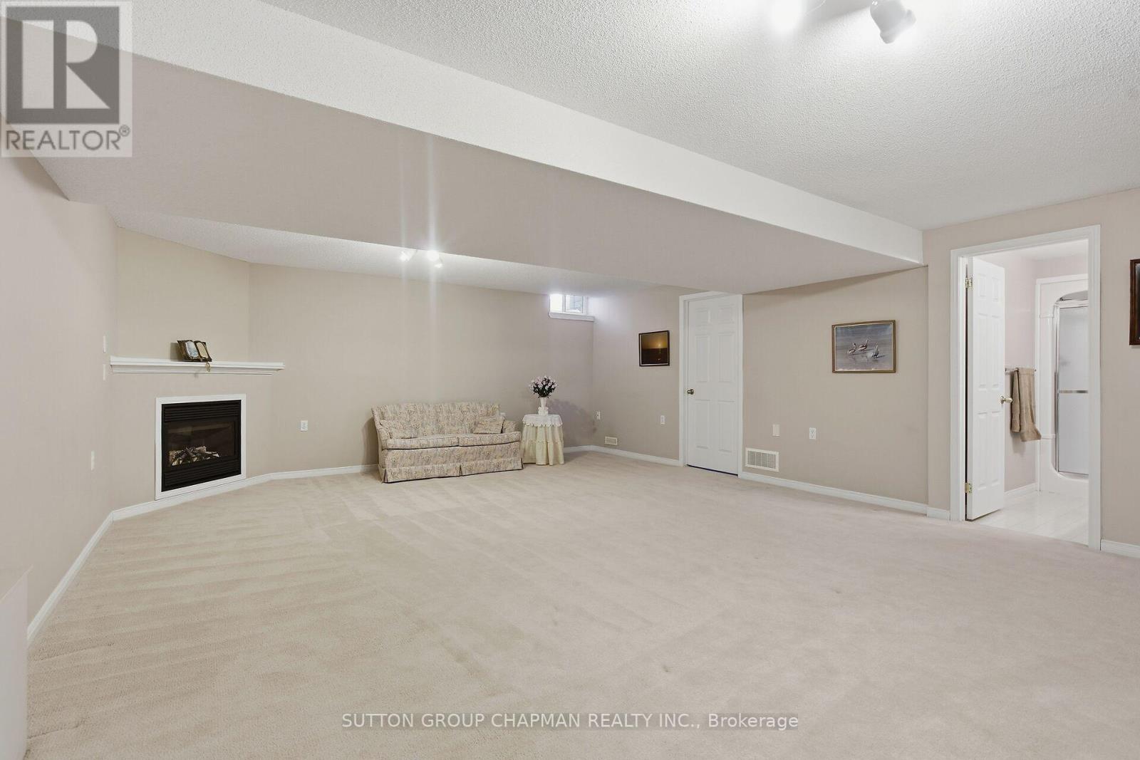 #41 1555 HIGHBURY AVENUE N - 30