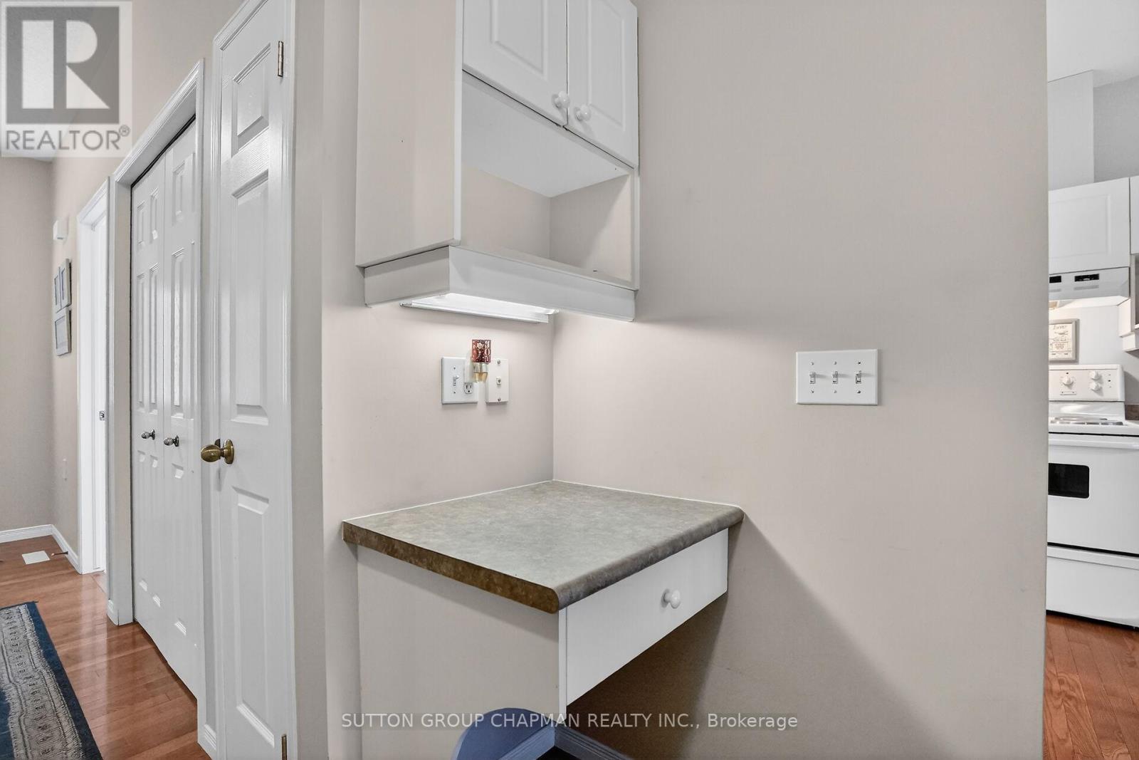 #41 1555 HIGHBURY AVENUE N - 6