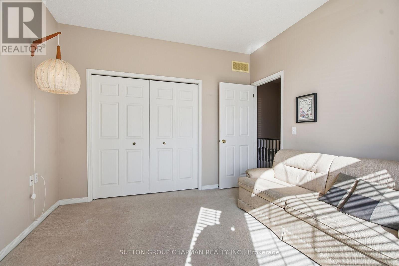 #41 1555 HIGHBURY AVENUE N - 9