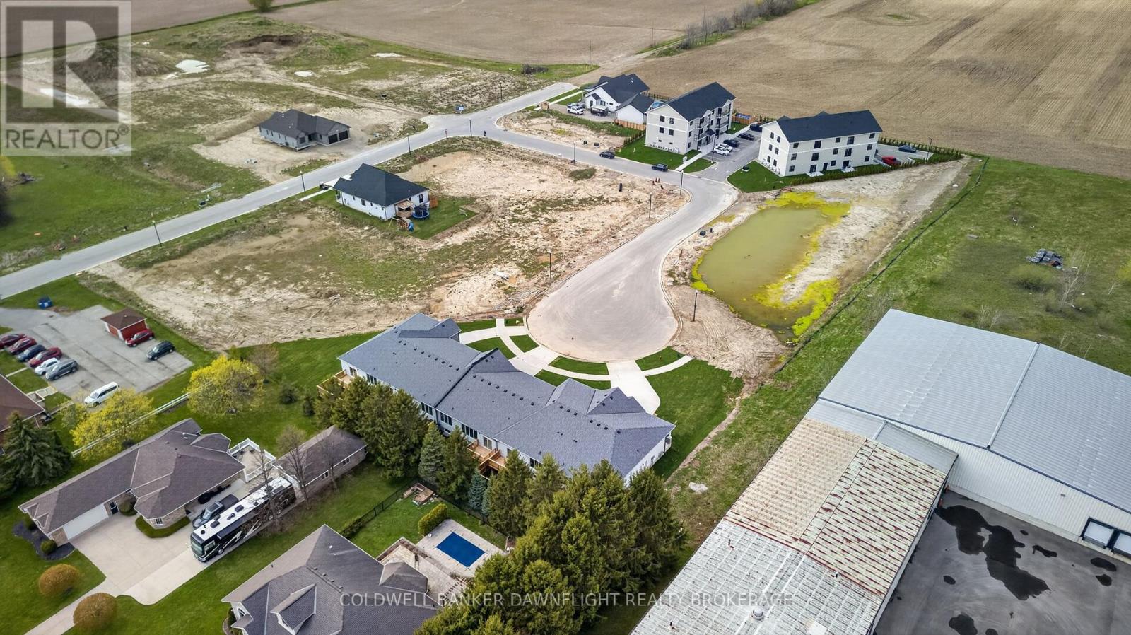 60 MOONLIGHT COURT - 30