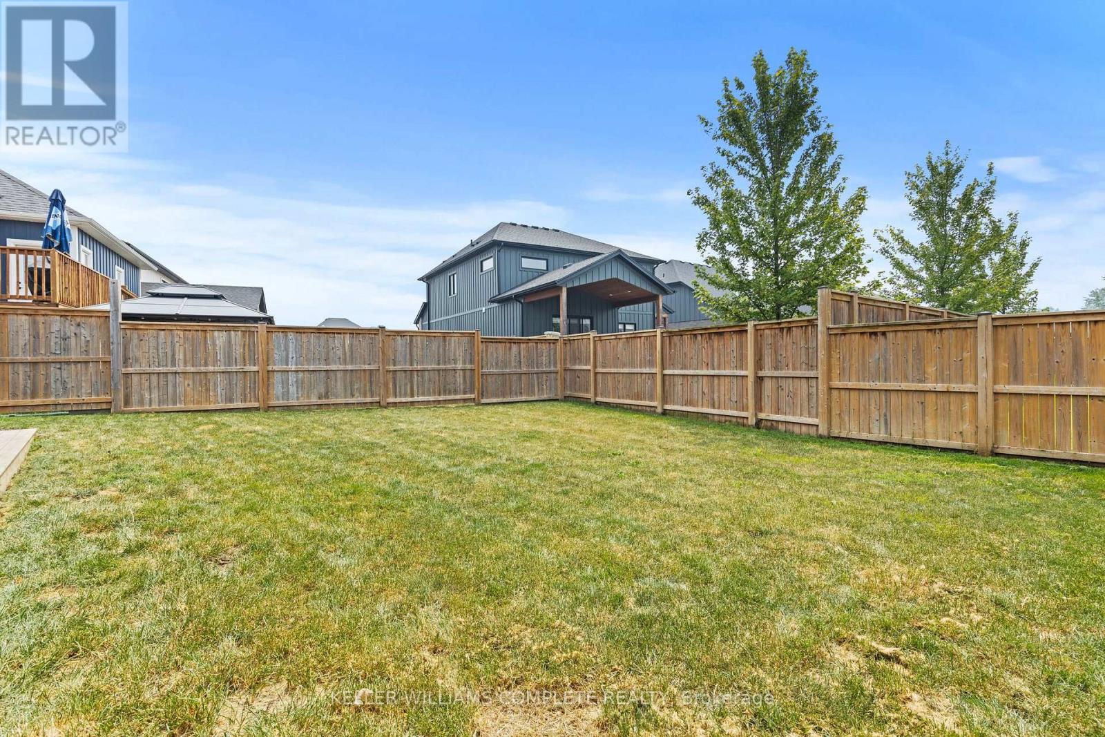 2843 ARROWSMITH COURT - Image 37