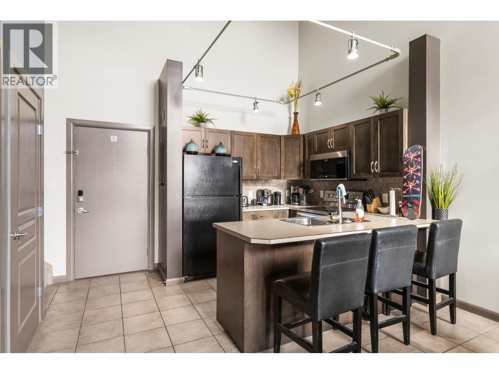 #640 654 Cook Road - 7