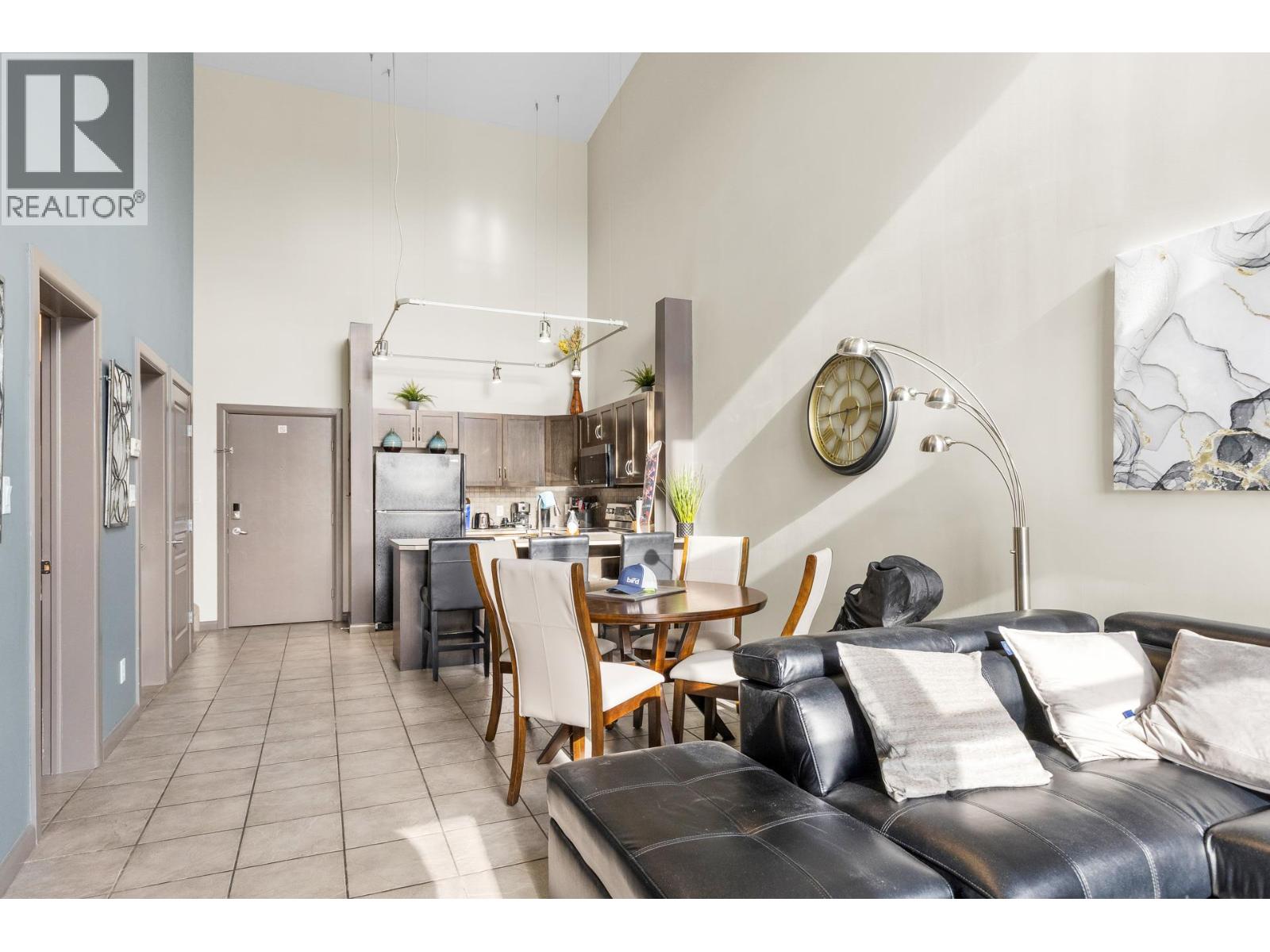#640 654 Cook Road - 11