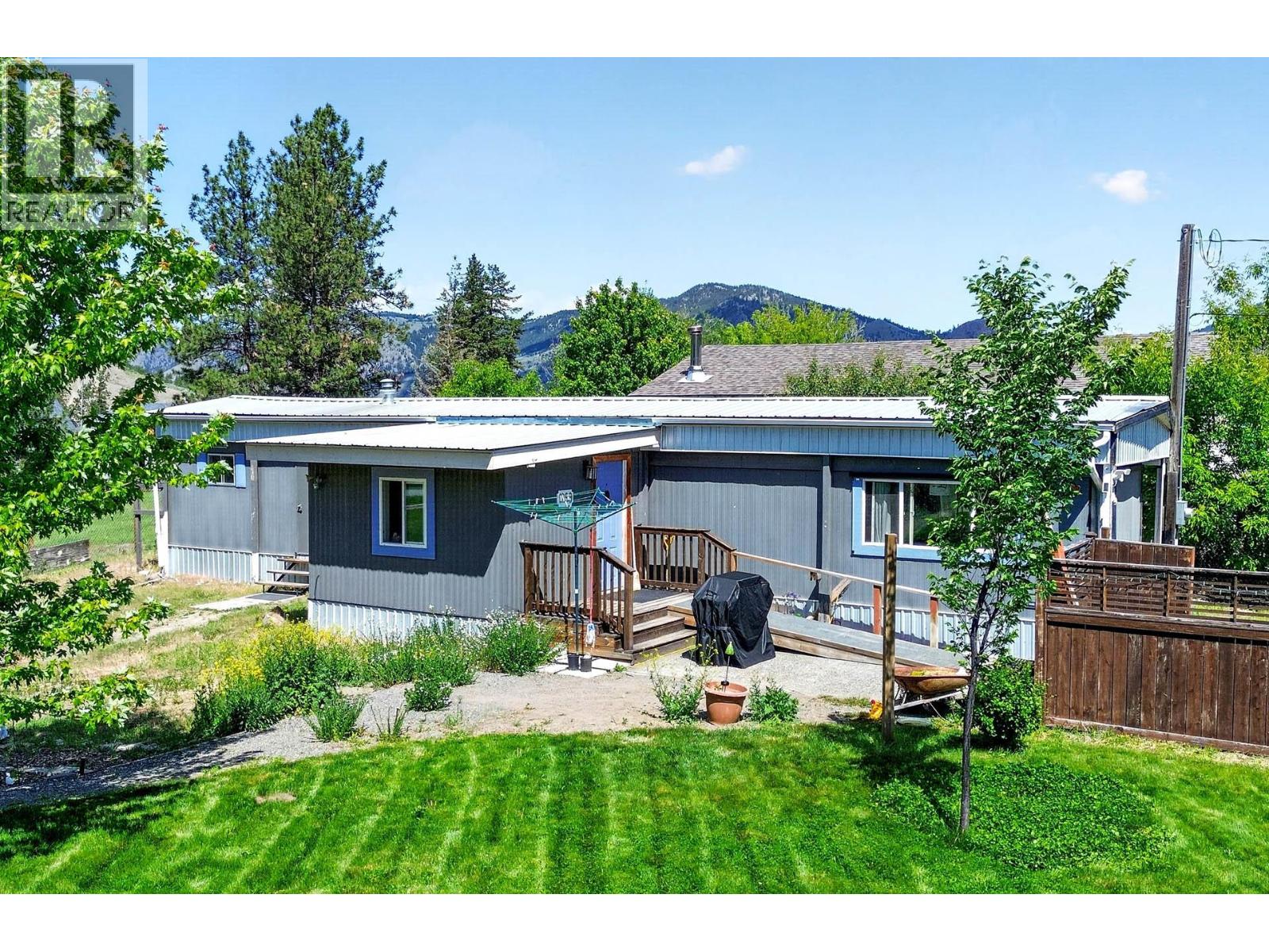 1299 PINEGROVE Road, Kamloops — photo 3