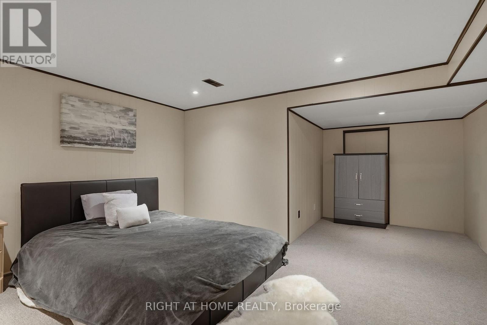 1272 COLLINS AVENUE - 22