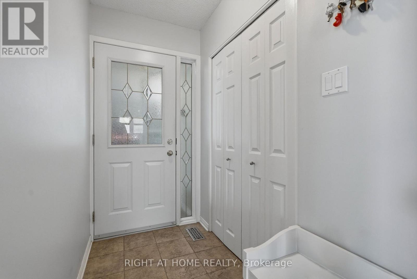 1272 COLLINS AVENUE - 25
