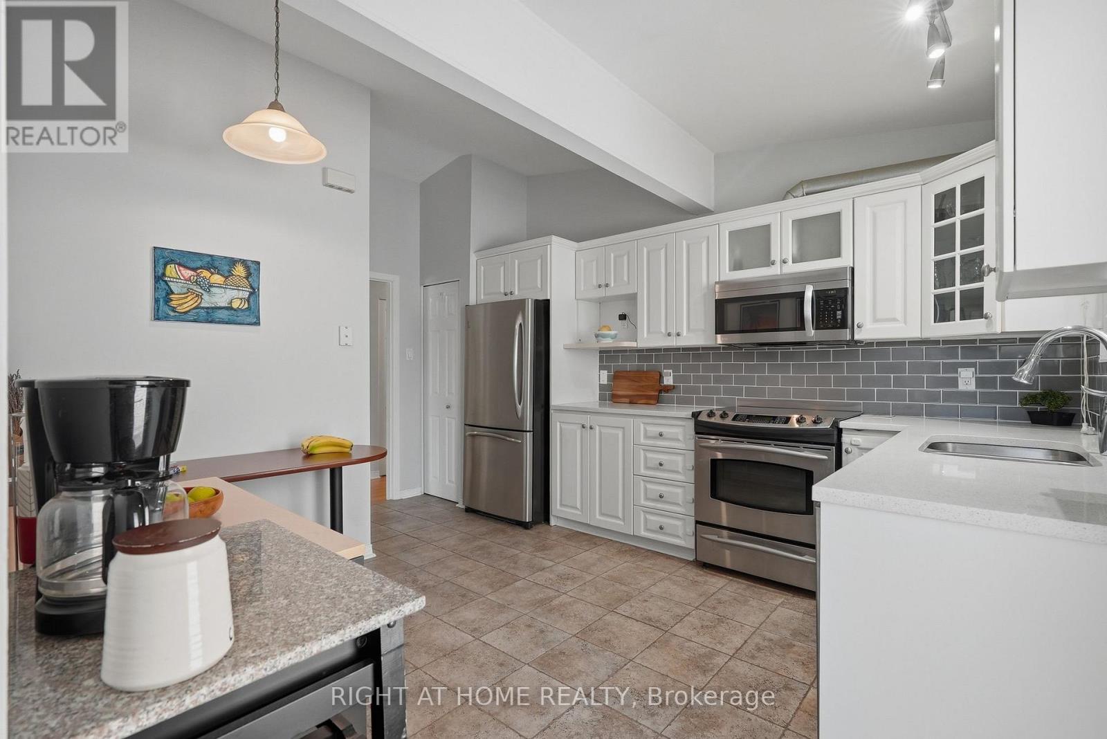 1272 COLLINS AVENUE - 7