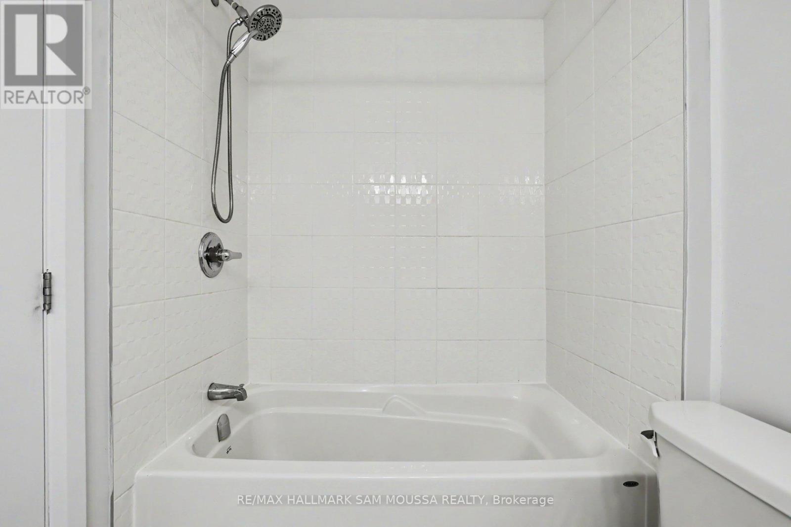 #A 215 ELDORADO PRIVATE - 36