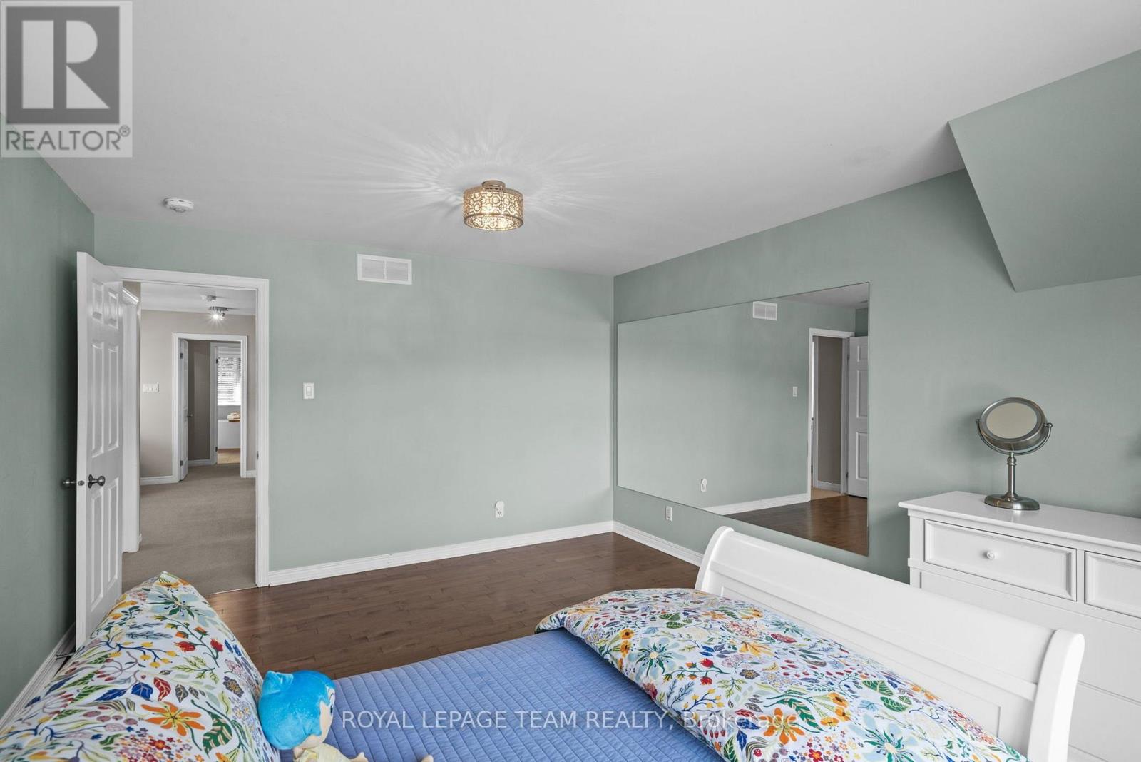 14 IRONSIDE COURT - Image 29