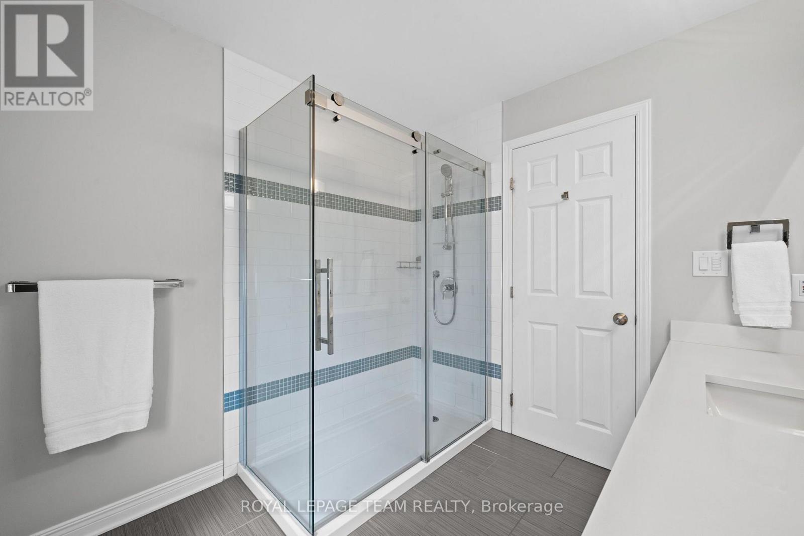 14 IRONSIDE COURT - Image 35