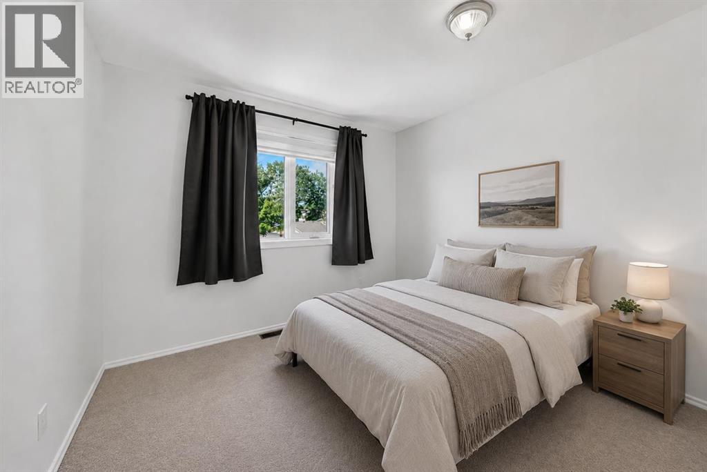 31 Ranchridge Way NW - 20