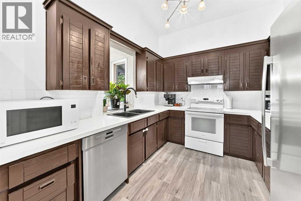 31 Ranchridge Way NW - 6