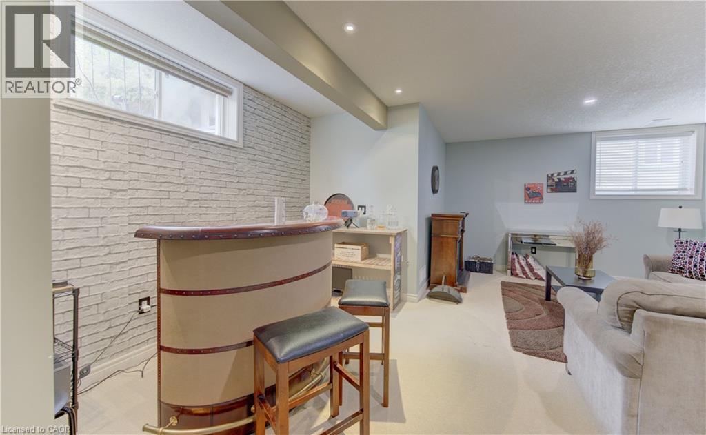 725 ZURICH Drive - 38
