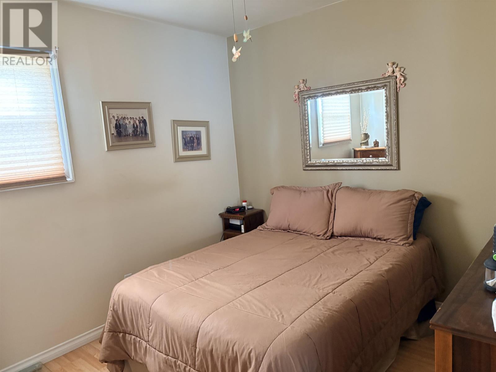 1320 Wallbridge AVE - 13