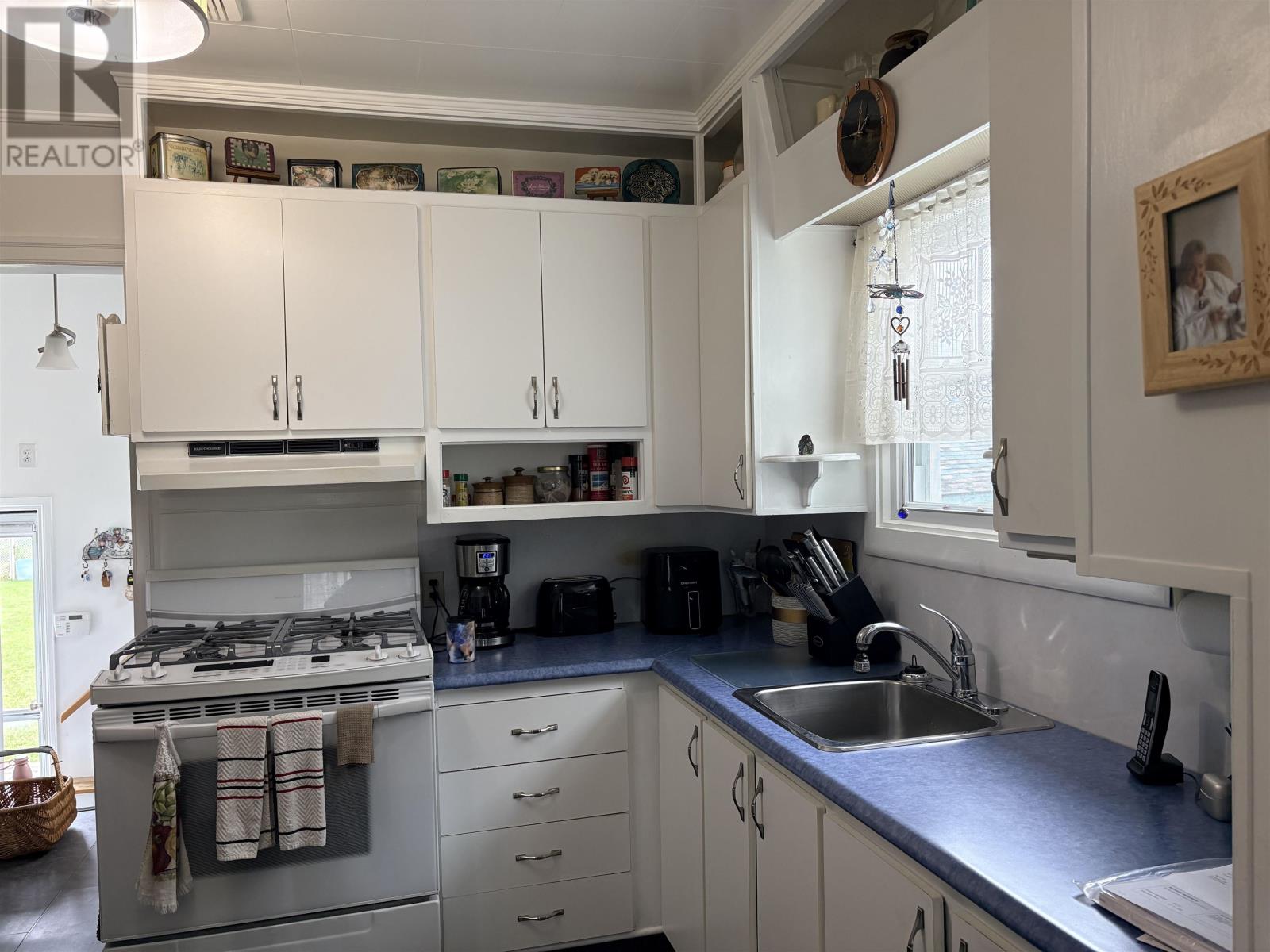 1320 Wallbridge AVE - 9