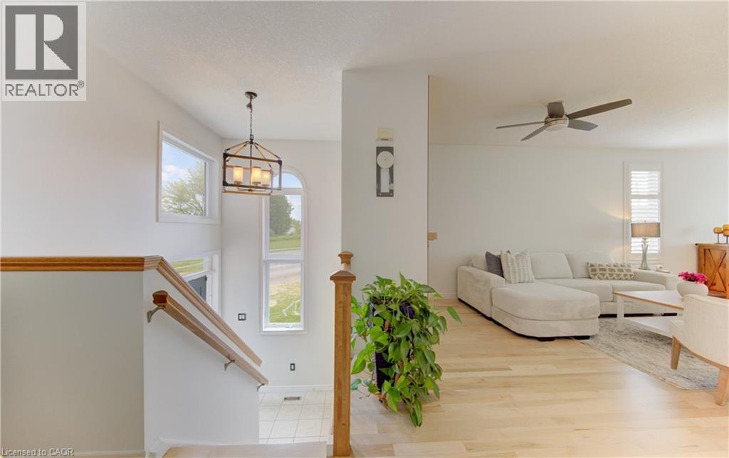 725 ZURICH Drive - 31