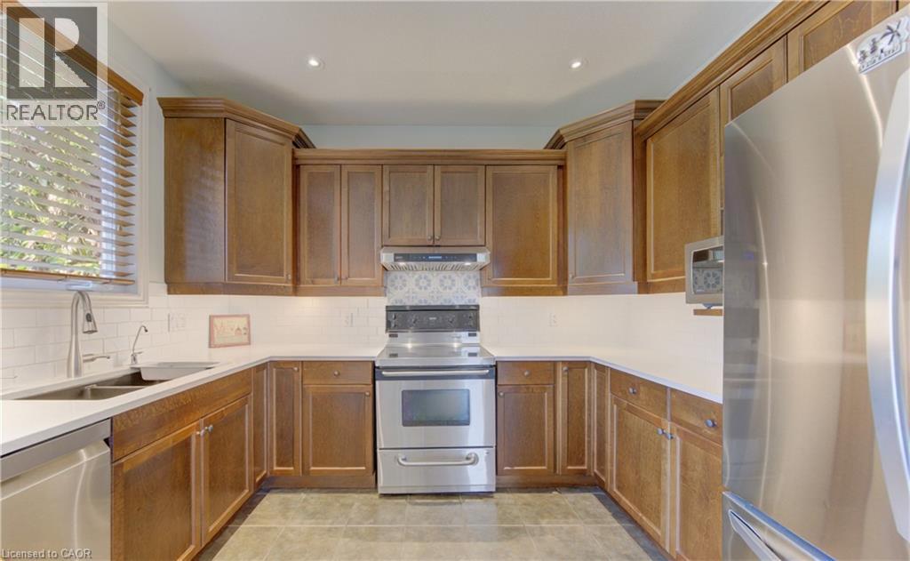 725 ZURICH Drive - 18
