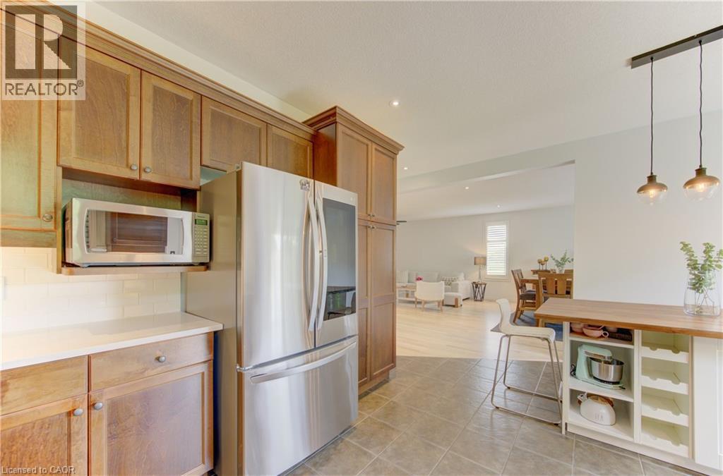 725 ZURICH Drive - 16