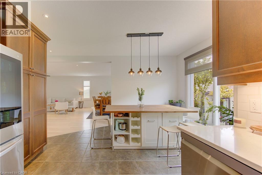 725 ZURICH Drive - 12