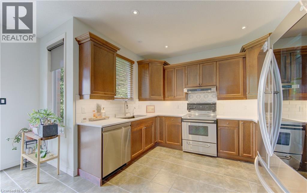 725 ZURICH Drive - 17