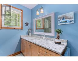 300 Wurm Road, Magnetawan, ON P0A1P0 Photo 16