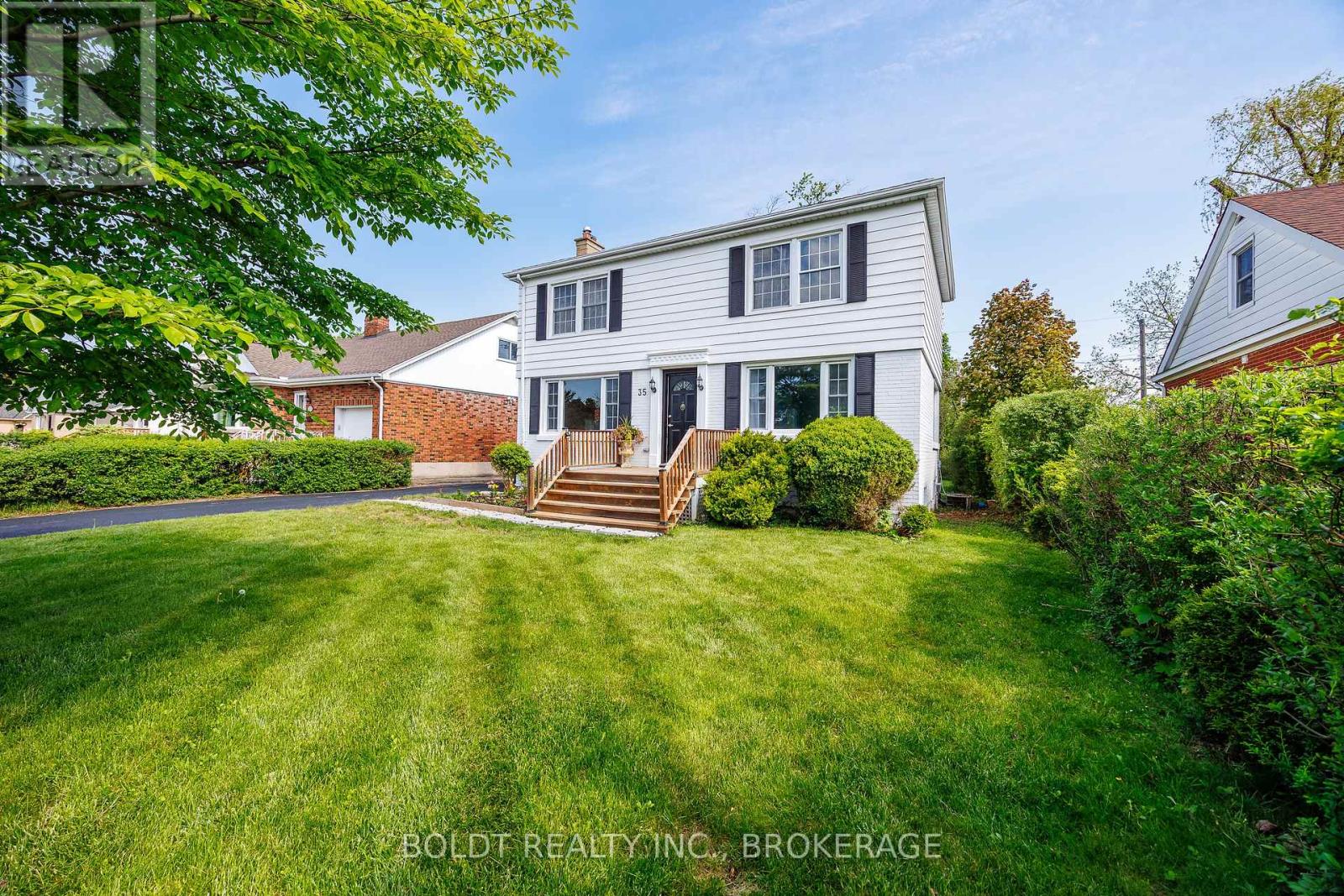 35 RIVERCREST DRIVE - 3