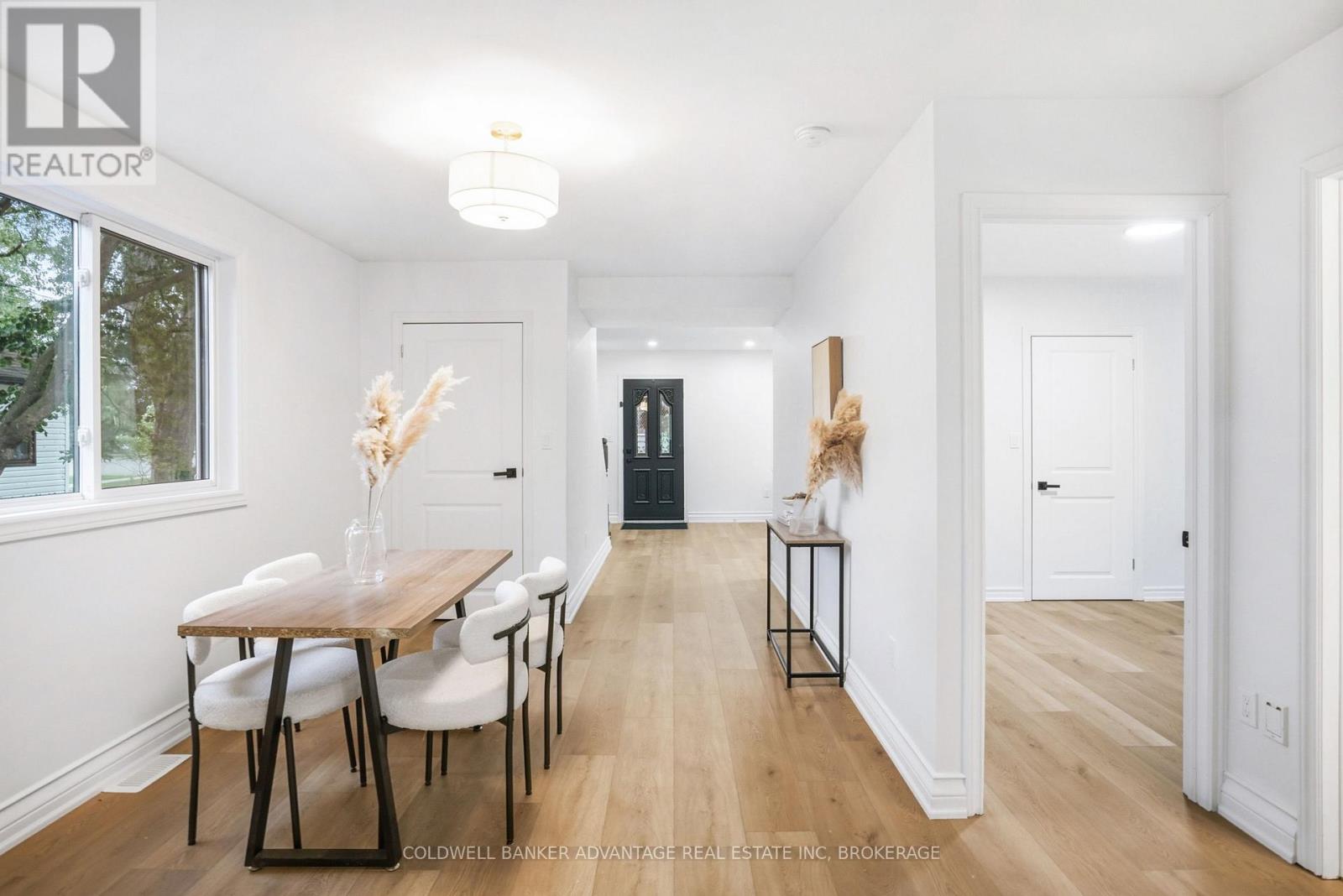 162 DUFFERIN STREET E - 10