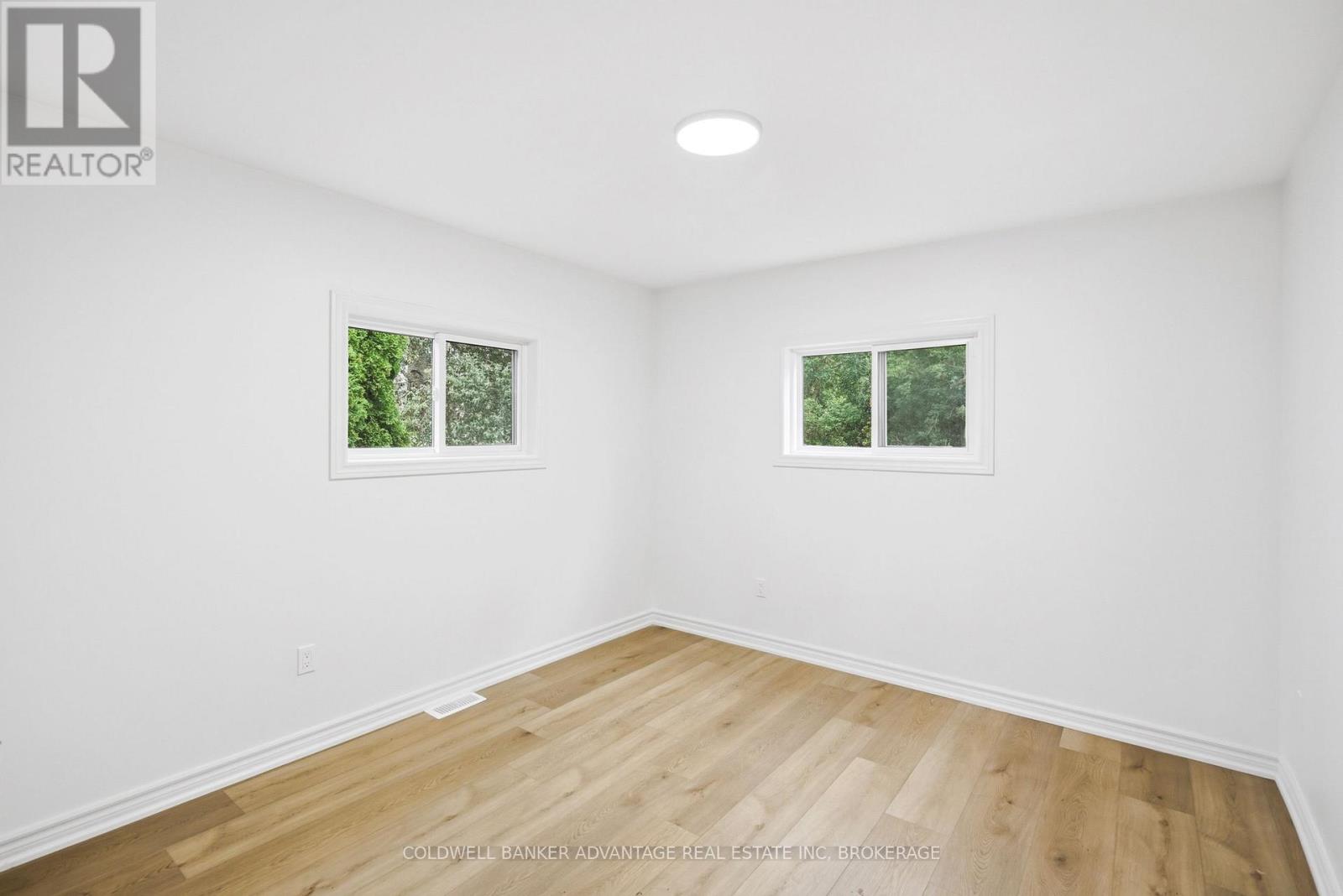 162 DUFFERIN STREET E - 20