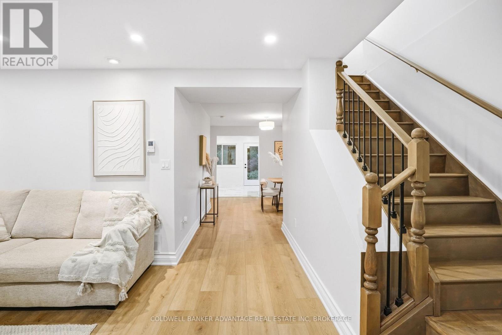 162 DUFFERIN STREET E - 5