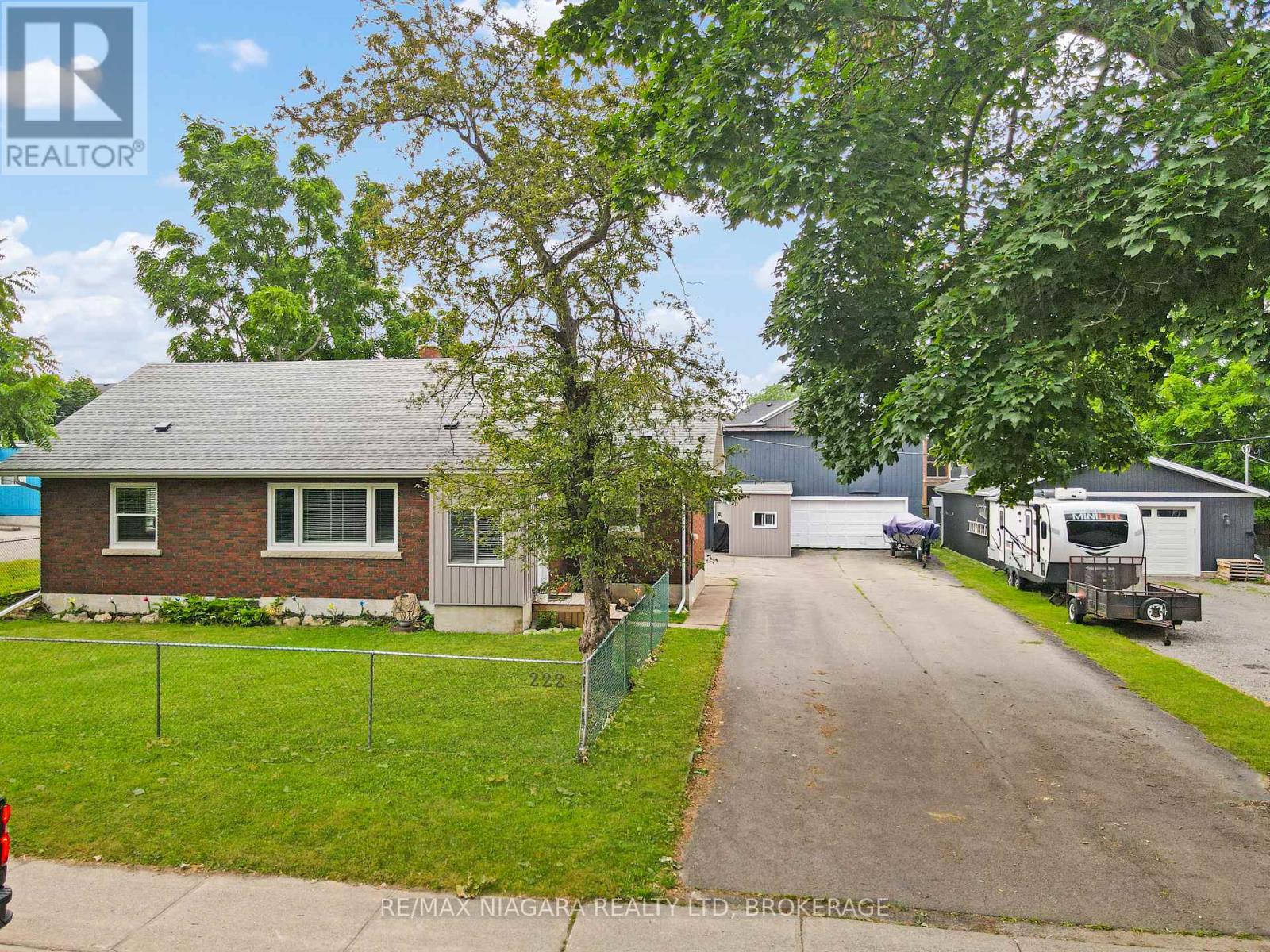 222 RIDGEWAY ROAD - 1