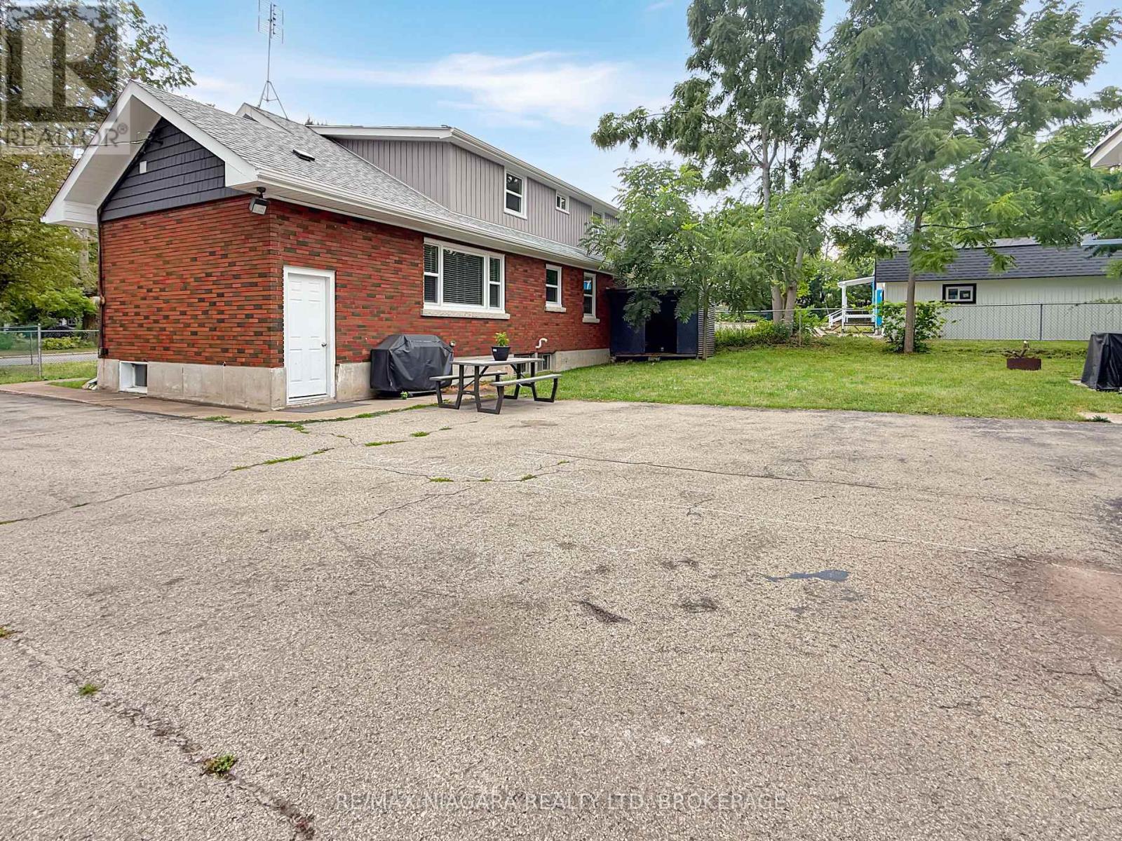 222 RIDGEWAY ROAD - 28