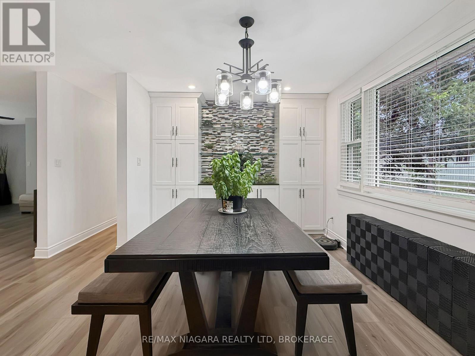 222 RIDGEWAY ROAD - 7