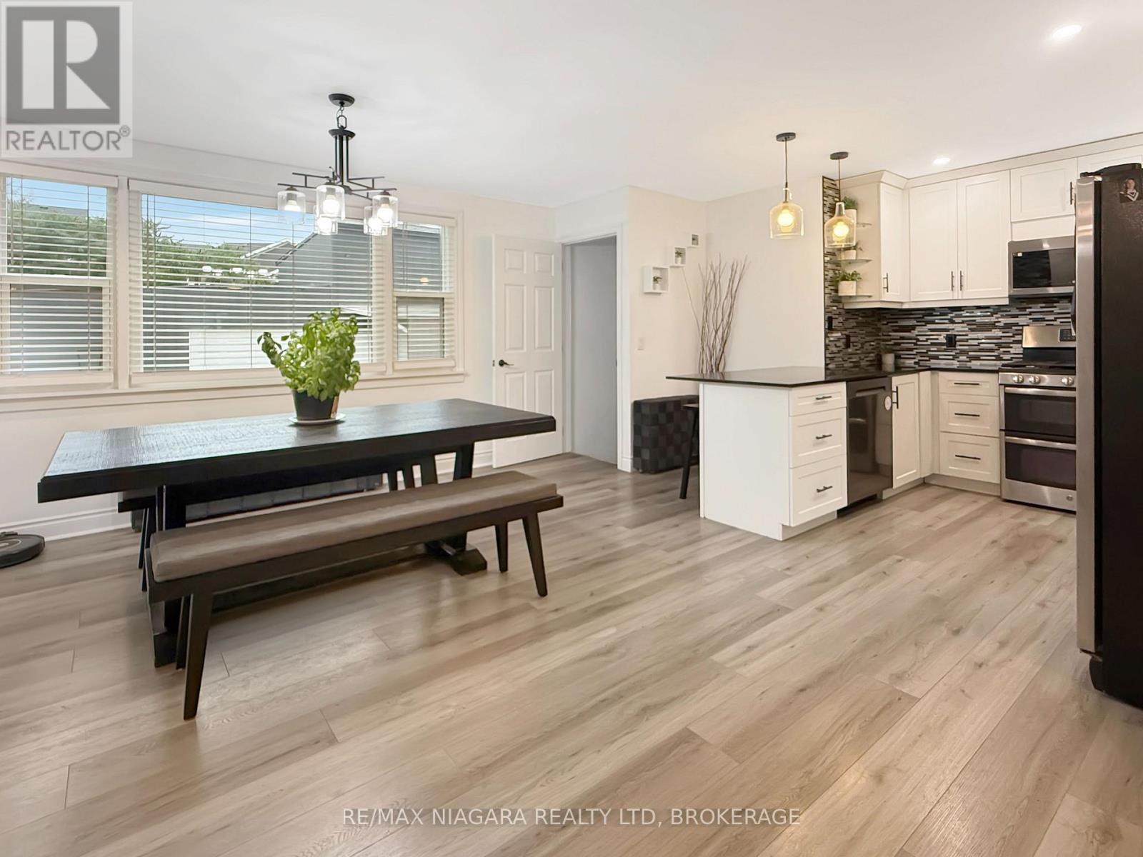 222 RIDGEWAY ROAD - 9