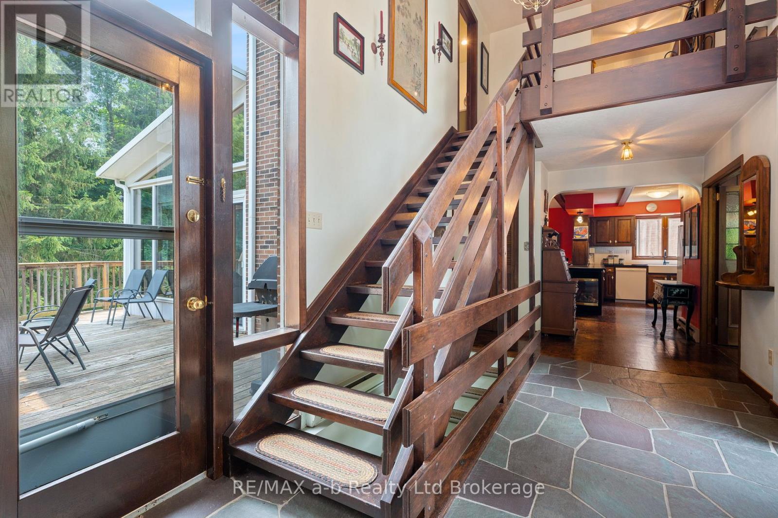 13 SEGAL DRIVE - 6