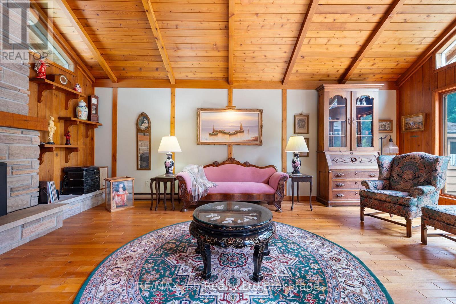 13 SEGAL DRIVE - 7