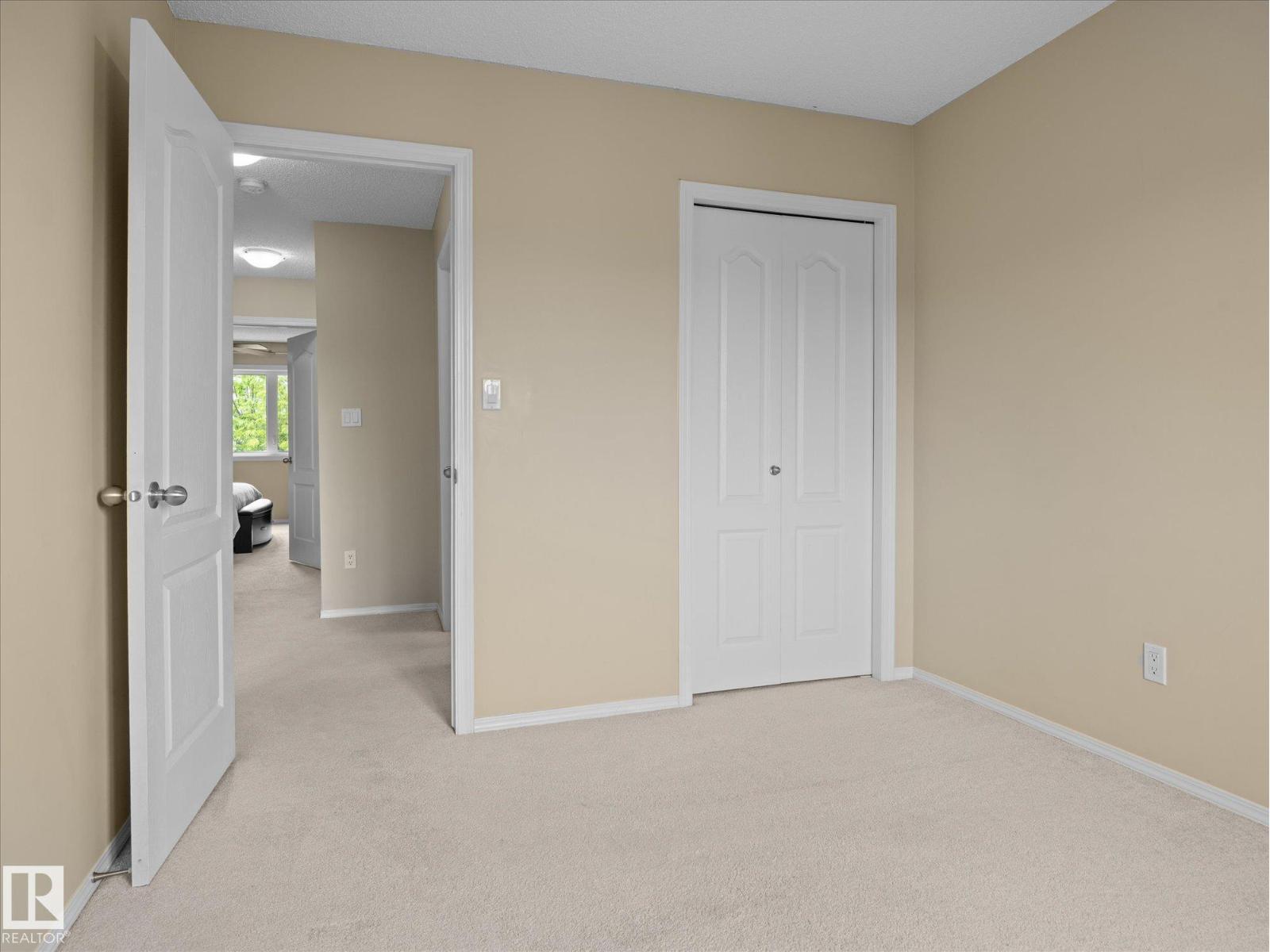 #88 5001 62 ST - 21
