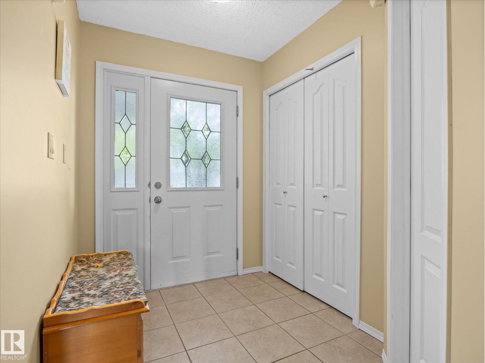 #88 5001 62 ST - 4