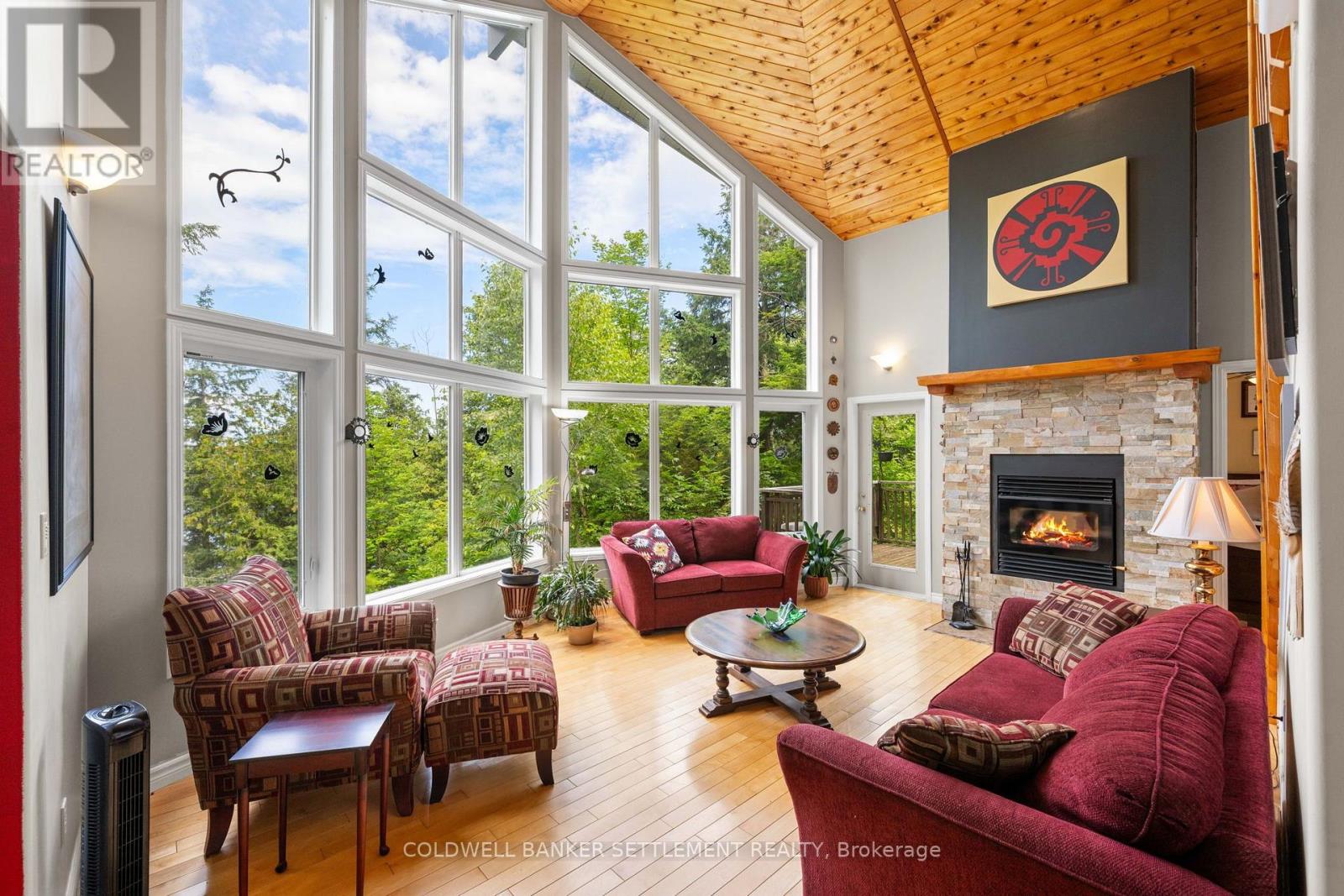 812 DOUGLAS LANE - Image 10