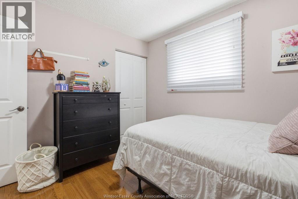 3375 DOLPHIN COURT - 22