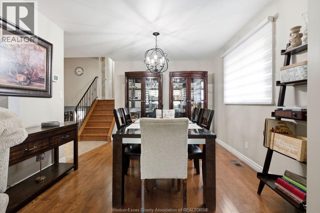 3375 DOLPHIN COURT - 8