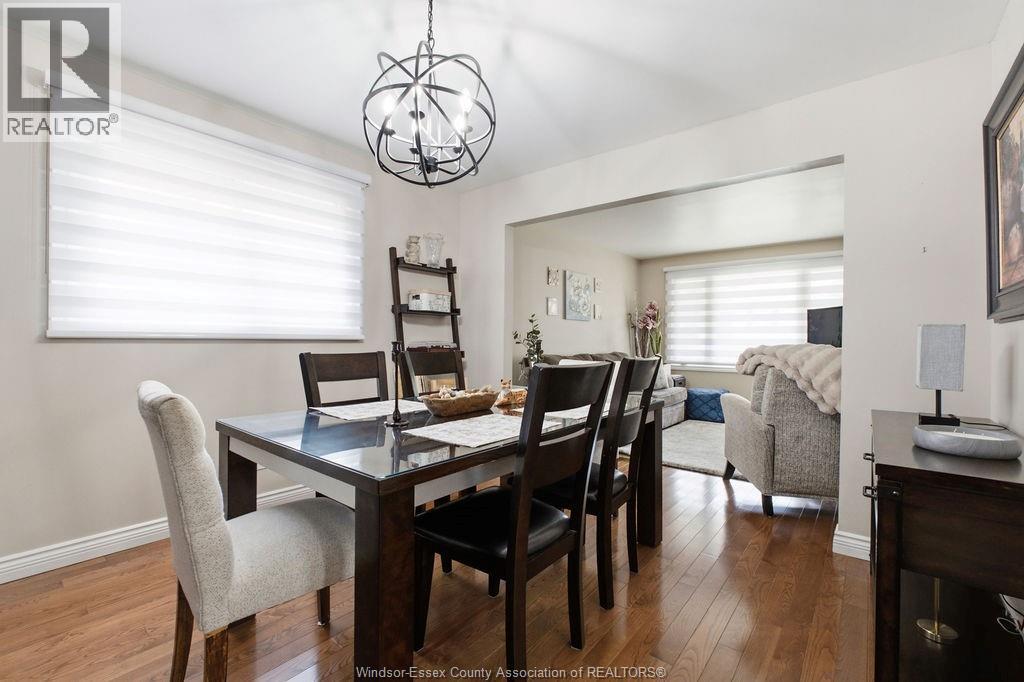 3375 DOLPHIN COURT - 9
