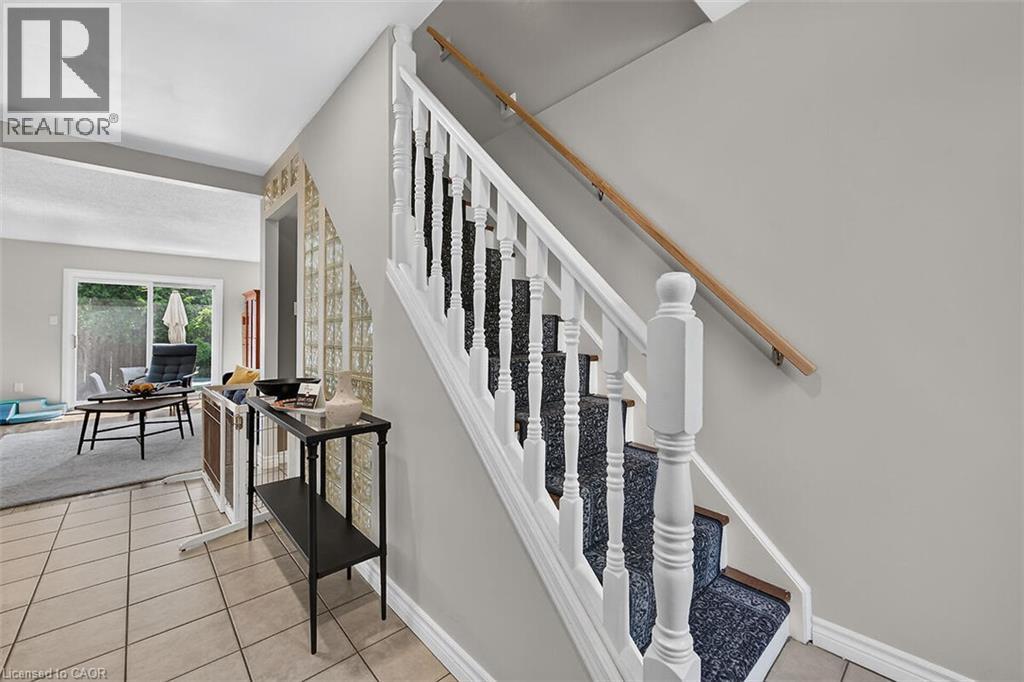 #24 300 REXFORD Drive - 24