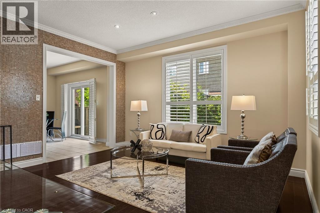 1079 TUPPER Drive - Image 9