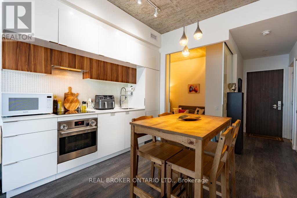 #1601 185 ROEHAMPTON AVENUE S - Image 3