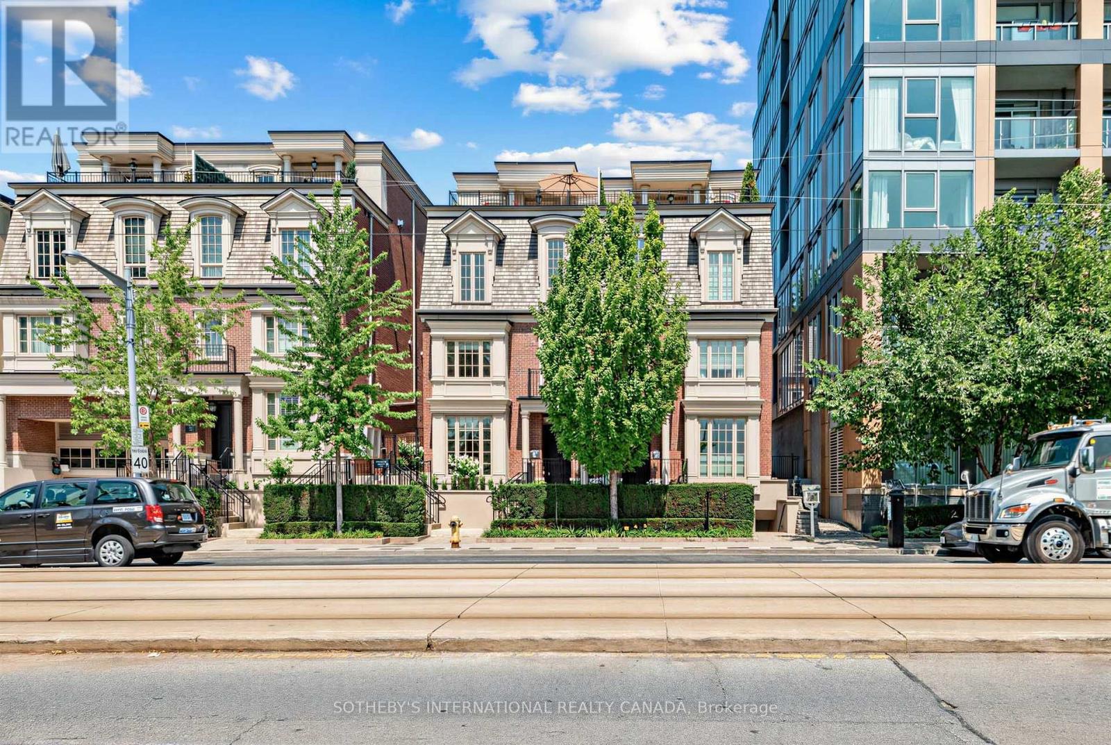 #TH1 288 ST CLAIR AVENUE W - 26