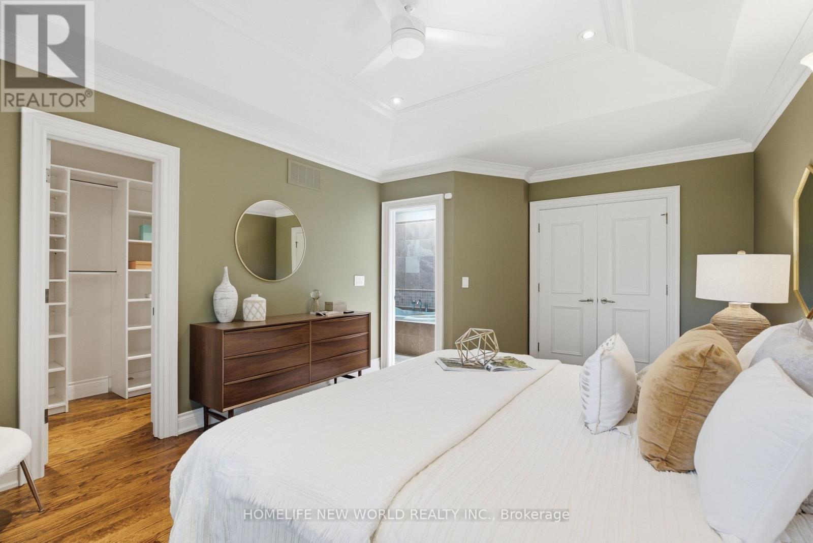 412 DELORAINE AVENUE - 24