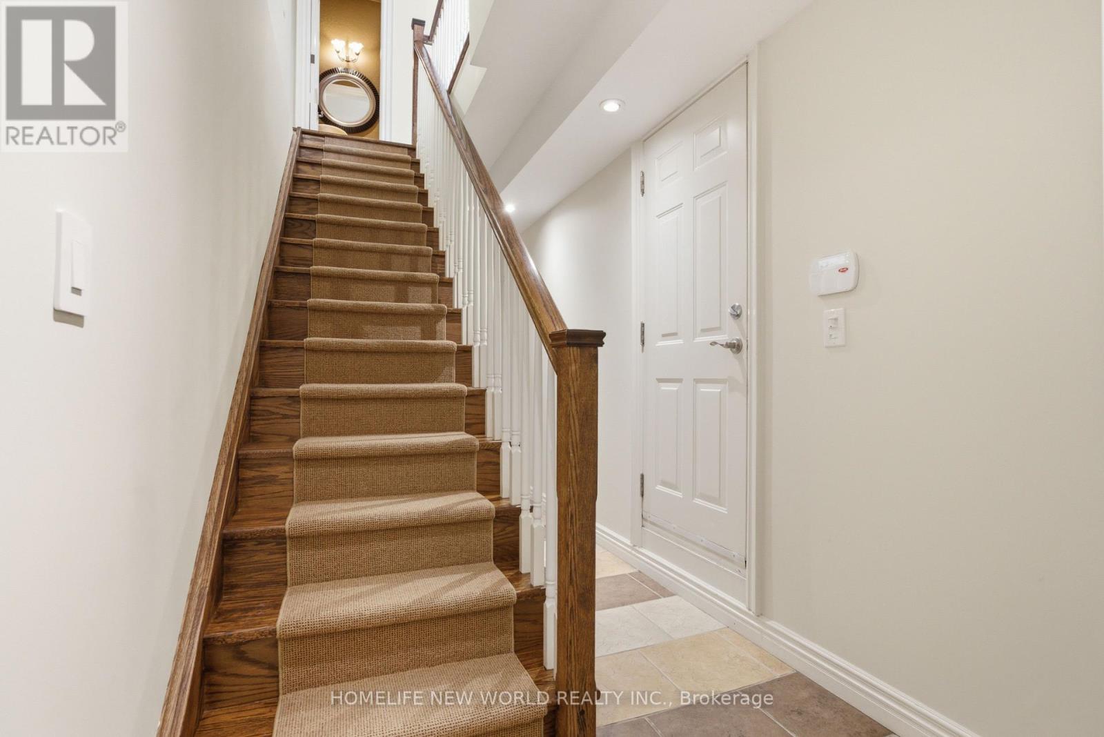 412 DELORAINE AVENUE - 35