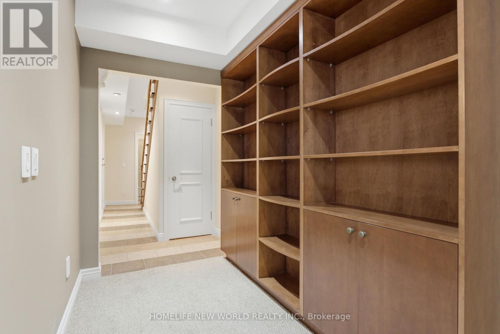 412 DELORAINE AVENUE - 36